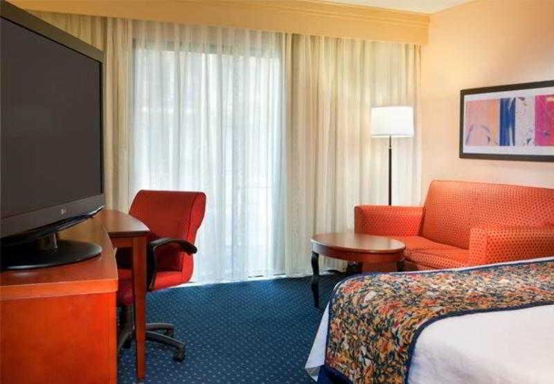 Courtyard By Marriott Dallas Arlington Entertainment District Pokoj fotografie