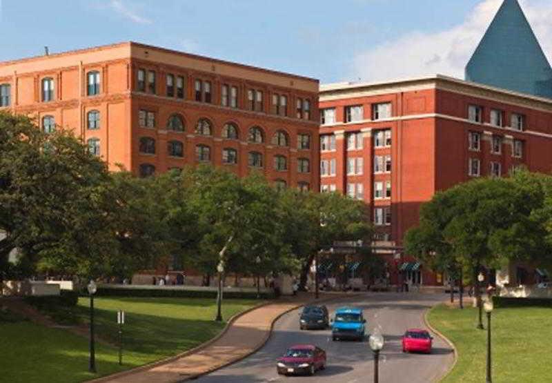 Courtyard By Marriott Dallas Arlington Entertainment District Exteriér fotografie